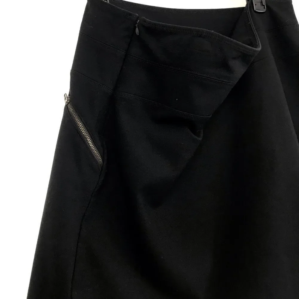 Athleta Black Triple Pocket Zipper Athleisure Athletic Casual Sporty Skirt